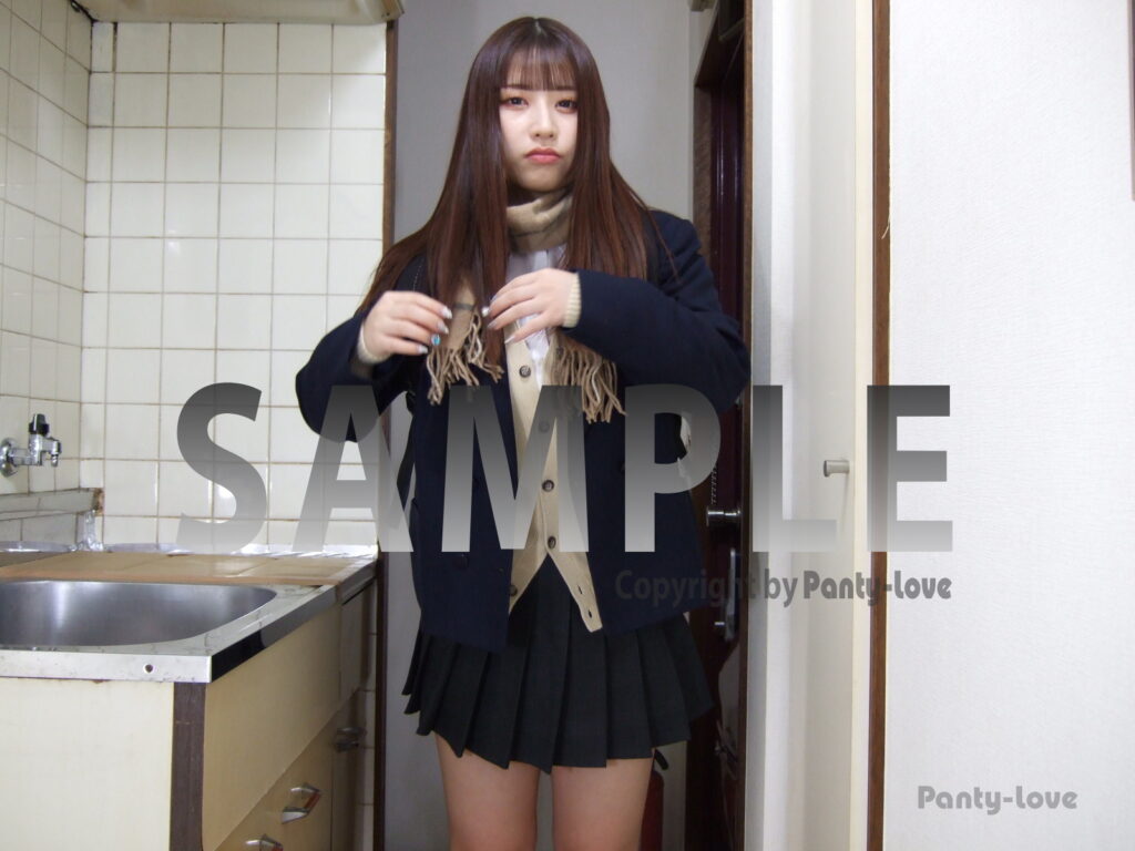 街角娘フェチ動画「PANTY-LOVE 」かぜは