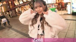 マジ軟派、初撮。2055敏感すぎる肉まんおっぱいは揉みしだくだけで全身を震わせてイク！！イチゴ飴をエロそうにペロペロ舐めるゆめかわ系エロギャルを夜の横浜中華街でナンパ！ヤカるだけのつまらない大人にだけはなりたくないッ♪