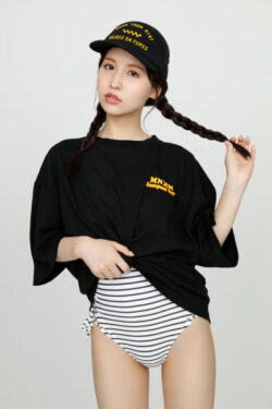 fig_0002612 【桜空もも】Momo Sakura Tee by MNKM Lサイズ