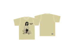 fig_0002783 【河北彩花】 Saika Kawakita Tee by MNKM ライトベージュ Lサイズ