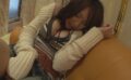 自分の可愛さが分かっている、あざと可愛い素人娘！手のひらサイズの美乳を揉みしだいて、ロータークンニでアソコはびっしょり！お返しとばかりフェラチオされたら濃厚セックスでイキまくり！ 【h_1724v085i00002】