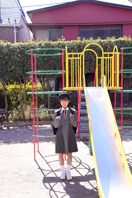 熱帯産美少女 お日さまみたいに笑う褐色の妖精 汗ばんだ前髪とパンティに隠れた未発育のアソコをエゴ丸出し悪戯心で犯し中に出しぶっかけ潮吹きも全部絡み合って…。 1枚目