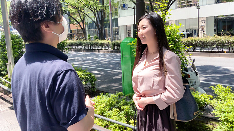 ファーストクラス絶品妻ナンパ 13 セレブの街から中出しプレミアム 5枚目