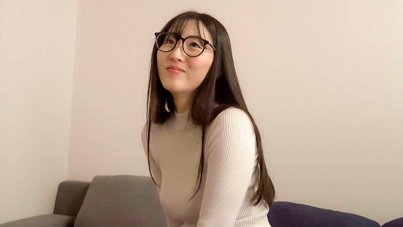 元ヤリマンの受付嬢は今では濃厚な方がいいらしい ゆかり 1枚目