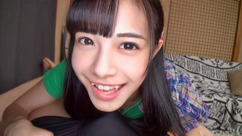 合法!?八重歯の笑顔が可愛い美少女からえっちな猛アプローチ!小さなキツまんみちみち生中主観えっち! 花乃はるひ 1枚目
