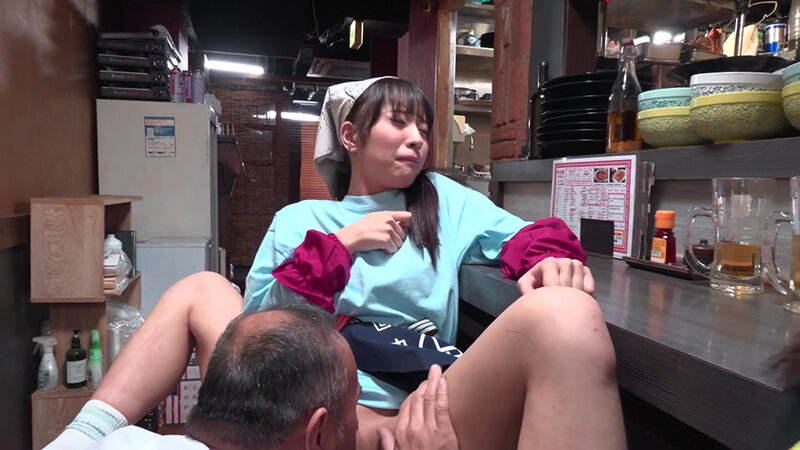 爆盛りギャル中華美人姉妹が腕を振るう行列がすごい街中華の日常とSEX!~妹編~ 池上乙葉 6枚目