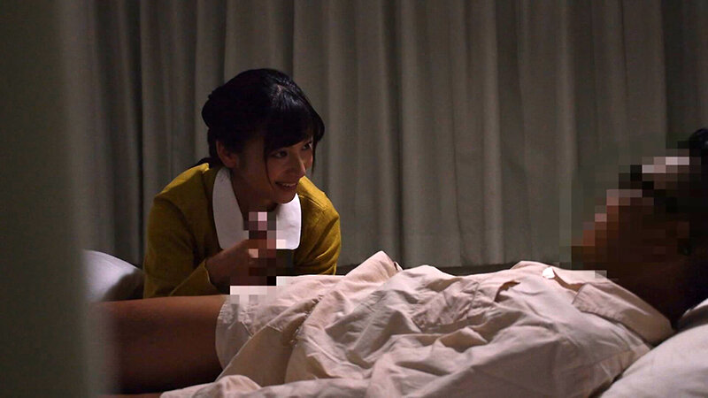 深夜の入院病棟は自由恋愛の聖地なのか?顔面偏差値最高レベルの人妻看護師に患者が告白したが撃沈。あきらめずにチャレンジすればいつかは… 1枚目