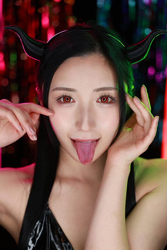 【VR】シン・顔面特化アングルVR ~サキュバス未奈が顔面至近距離でボクを’搾精イラマ’で射精管理する!! 北野未奈 4枚目