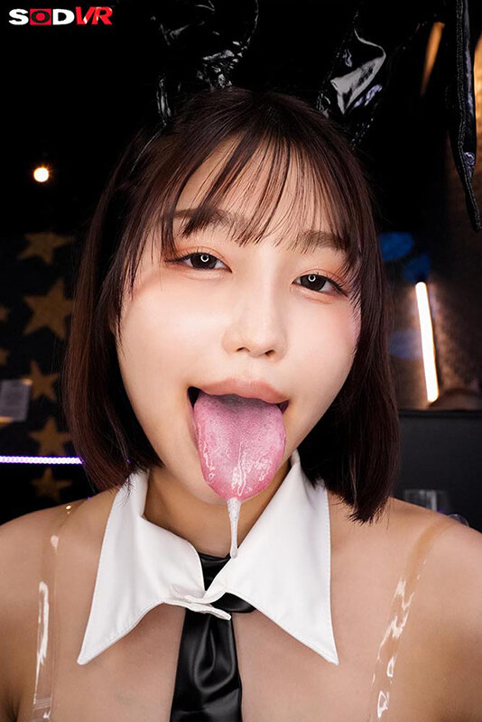 【VR】【8K】雑魚チンポを貶しながらも何度だってヌいてくれて本番までさせてくれる!日本一回転率の悪い罵倒バニーピンサロVR 唯井まひろ 14枚目