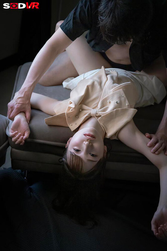 【VR】【8K】幸せ満喫中に私を●して捕まった兄に再会し即レ×プ中出し さよなら私の幸せな人生 雅子りな 2枚目