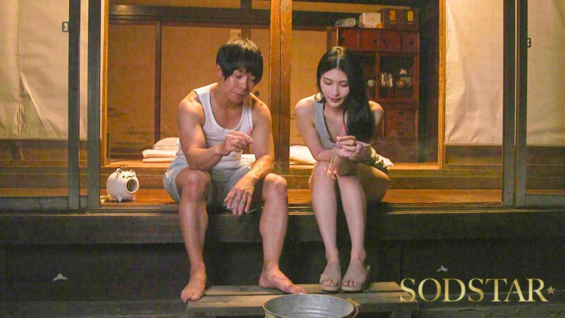 3日後にウェディングドレスを着る従姉 婚前最後の帰省中貸したままだった僕のタンクトップを着ている姿に15年募らせていた欲望が暴発した2日間 本庄鈴 11枚目