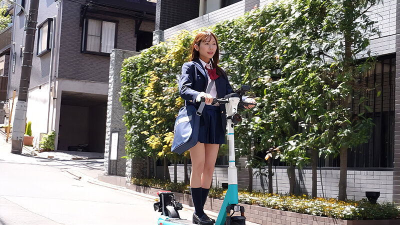 電動キックボードで帰宅する小生意気な巨乳女先輩 不登校デカチン童貞後輩に「ほらっ挿れてみな!」とあおったら逆にメスイキLOOPされたよぉぉ~ 14枚目