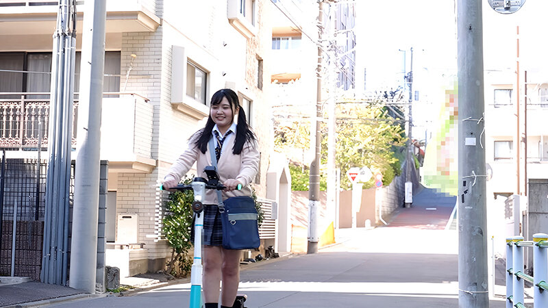 電動キックボードで帰宅する小生意気な巨乳女先輩 不登校デカチン童貞後輩に「ほらっ挿れてみな!」とあおったら逆にメスイキLOOPされたよぉぉ~ 8枚目