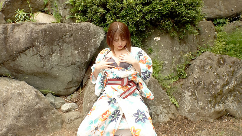 いいなり美人妻 イク時は許可を取るように夫から調教されている敏感体質 瑠衣31歳 19枚目