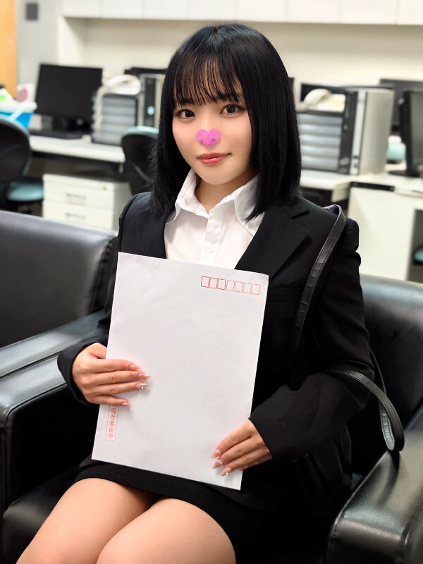幸村さん(20)コンプラ違反動画流出【私大3年8連敗中】#就活生 #低身長巨乳 #リクスー #キメセク 1枚目