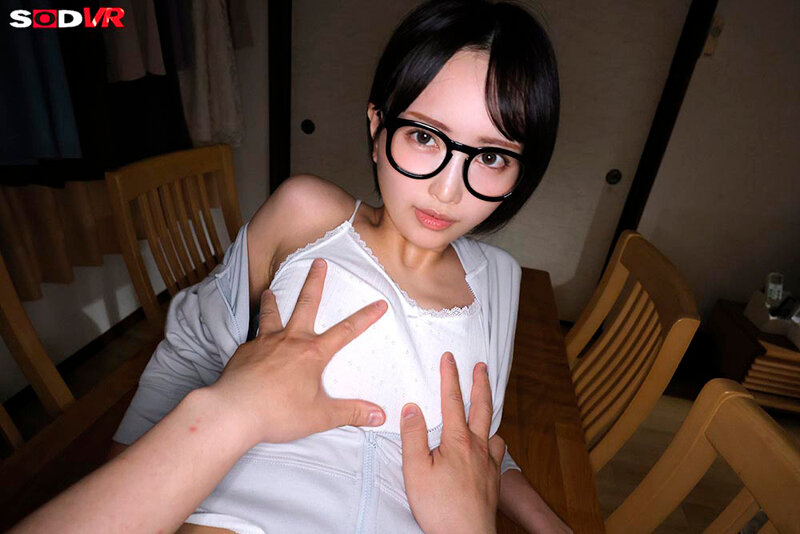 【VR】【8K】【追跡視点】深夜、コンビニで見かけた無防備スレンダー女子を追跡姦。 自宅に押し入りレ×プVR 5枚目