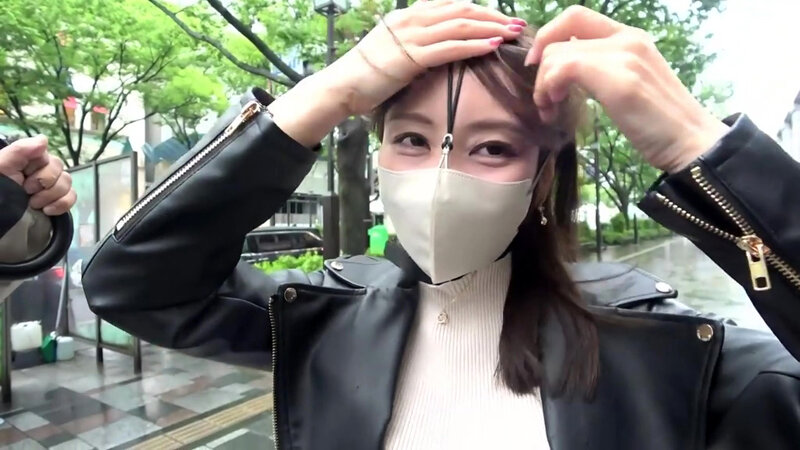 わたしの豚ヅラ、見てください。 足立友梨 2枚目