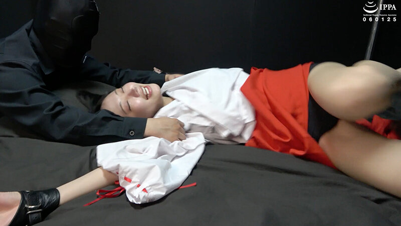 【くすぐり】「巫女さんややちゃんへくすぐり我慢修行! 耐えられなければお仕置の追加くすぐり!?」WAKA-077琥珀やや 5 5枚目