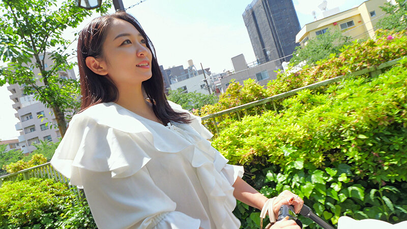 2人目のこどもが早く欲しいのに、夫とのセックスレスに悩む妊活人妻 SEXの感覚を忘れない為にデカチン男と中出しSEX!! 3枚目