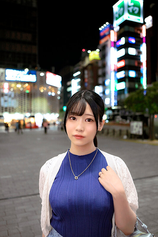 「あなた、許して…。」夫との平凡なSEXでは物足りない美人妻たちが高級なTバックを履いて下半身を恥じ晒す 1枚目