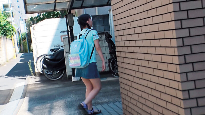 偶然声を掛けた女の子が可愛くて…尾行わいせつ・拉致強●精飲・昏●姦 三つ編みパイパン少●ひなのちゃん146cm 南日菜乃 1枚目