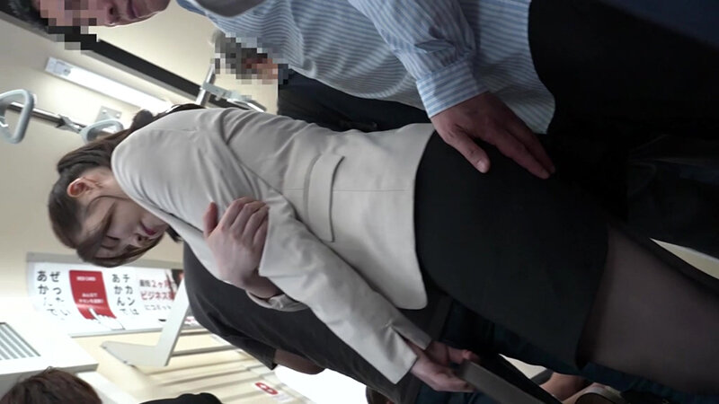 ぷるぷる神乳痴〇2 乳首こねくり柔肌鷲掴み、乳頭玩具までも!長時間アクメで腰を振ってしまい中出しが拒めない新卒リクスーOL~ターゲットC子編~ 1枚目