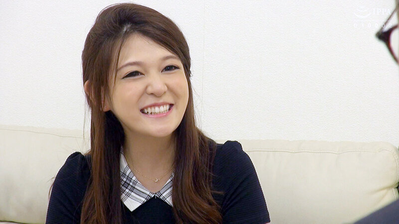 生まれて初めての人妻風俗面接 橘メアリー 1枚目