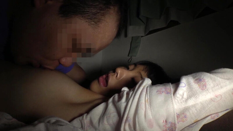 IBW厳選 日焼け跡が残る連れ子と性交4時間 1枚目