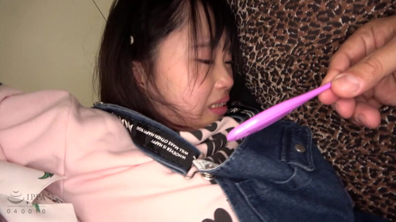 IBW厳選 尾行押し込みレ●プ映像集4時間 2枚目