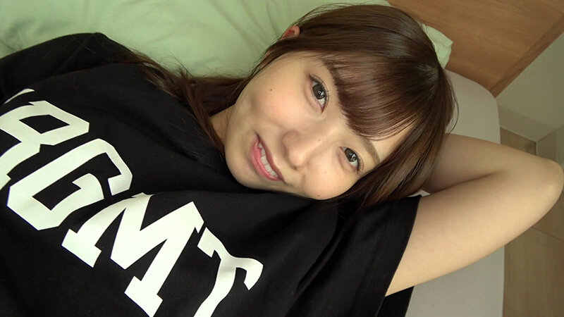 激カワ素人 イチャイチャカップルたちのエロ動画(3) 寝起きも宅飲みもセックスしかないでしょ!?エロ大好きカップル5組の記録 9枚目