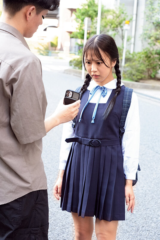 娘の友人にわいせつ中出し パイパン●学生あお 石原青 11枚目