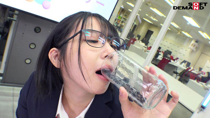 「ザーメンと最も相性の良い食べ物は何か?」をSOD女子社員3名が真面目に検証してみた結果 計46食の濃厚ホンモノ精子でお腹いっぱい 咀嚼でじっくり味わいごっくん飲み込むザ~汁マリアージュ食ザー実験 SOD性科学ラボ REPORT23 20枚目