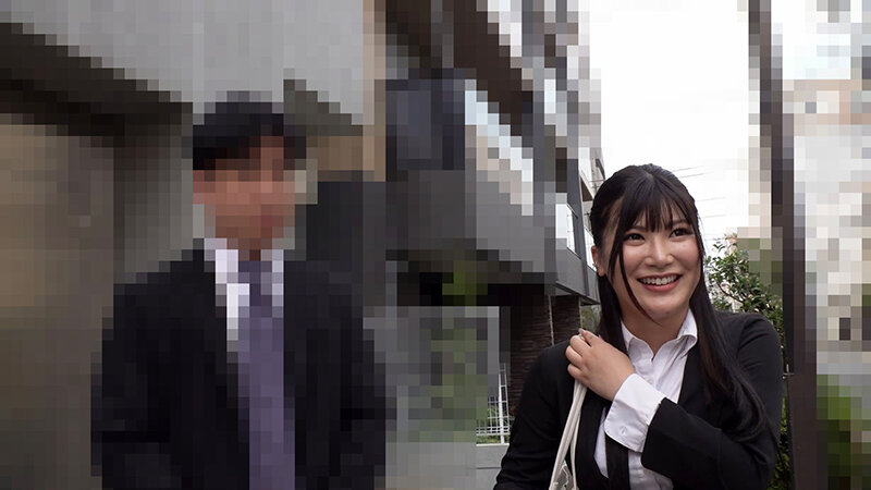 退職代行に密着。「私のカラダを好きにしていいので退職を認めて下さい。」 豊富な男性キャリアと豊満なボディで依頼者を救うはずが、上司の技巧に堕ち味わったことのない快楽の沼へ…。 11枚目