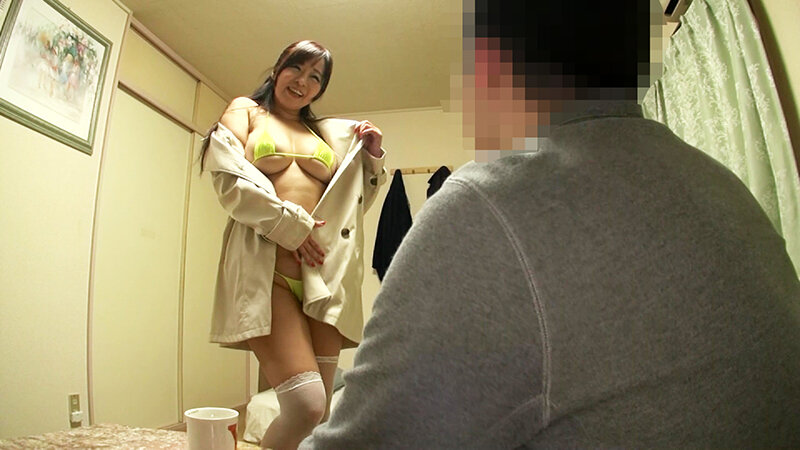 肉棒ハンター・ビキニ熟女 早漏クンでは満足できません 1枚目