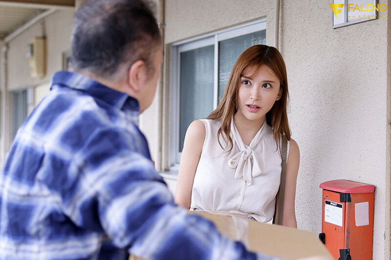 巨大隕石衝突まであと1日弱者男性の俺がやり残したことはただ一つ 隣人女を人格崩壊させるまで続くメテオプレス中出し 藤井蘭々 1枚目