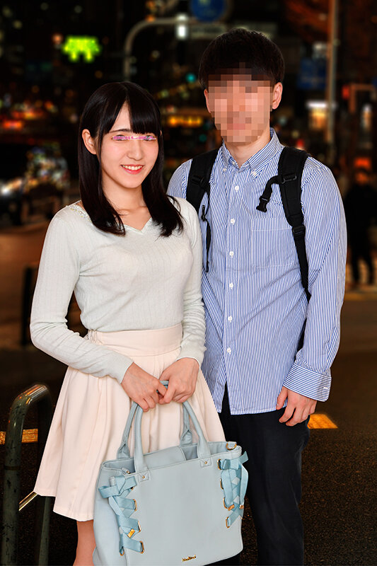 終電を逃した男女の友達はラブホテルで2人っきりになったら1発10万円の連続射精セックスに挑戦してしまうのか!? 7 彼氏がいてもラブホテルのエッチな雰囲気に呑まれた女子大生オマ○コが男友達のフル勃起チ○ポを生挿入で人生初の中出しセックス!! ももか 1枚目