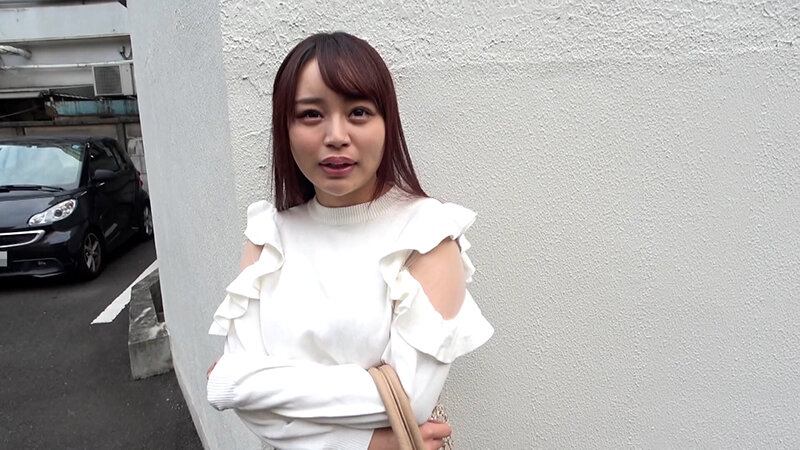 「AV男優と嵌め撮りしませんか!?」街行くFカップ美人お姉さんをナンパし嵌め撮り中出しできるか? 1枚目