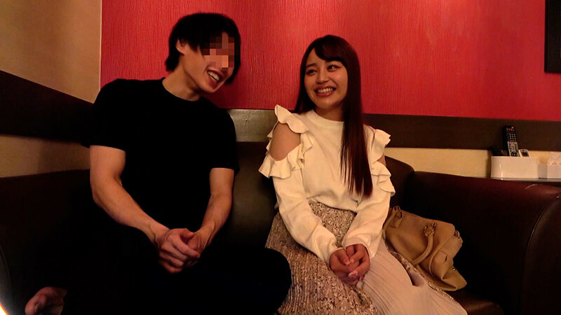 「AV男優と嵌め撮りしませんか!?」街行くFカップ美人お姉さんをナンパし嵌め撮り中出しできるか? 2枚目