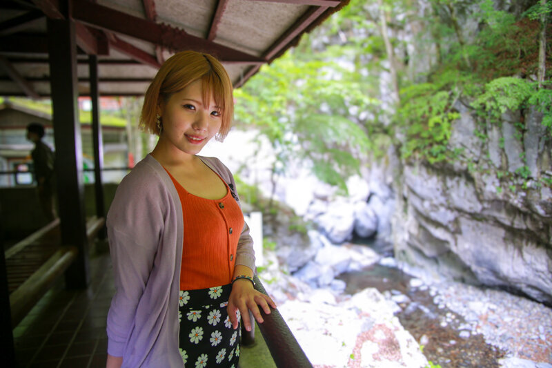 総勢10人!素人女子のガチ恋SEX一泊旅行~恋人気分でいちゃラブ中●しエッチしちゃいました! 3枚目