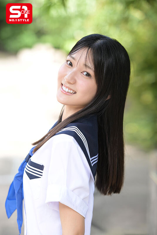 清楚可愛い教え子に誘惑された俺は、彼女の顔、声、肉体に耐えきれず…背徳に溺れて挿れまくったわいせつ性交 初美なのか 2枚目