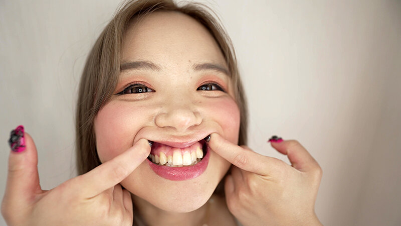【個人撮影】菊池はる 変態男のわがままリクエスト 臭いチェック! 6枚目