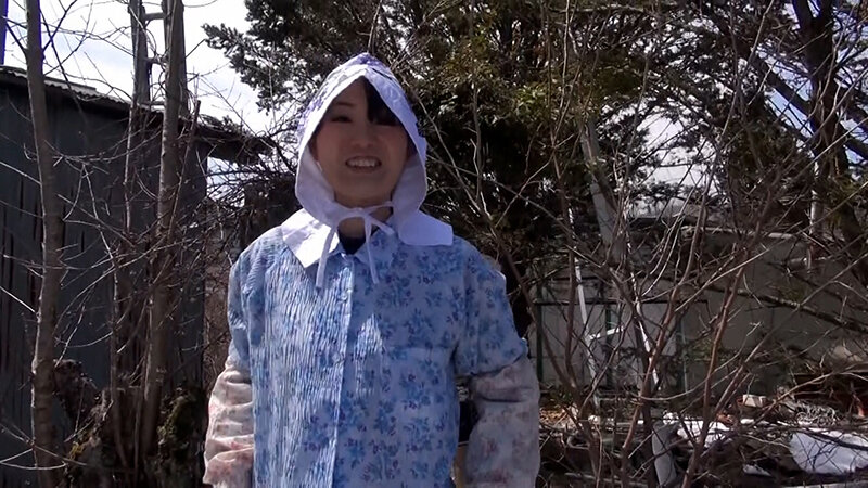 離婚後に独り身で田舎暮らしを満喫してる美熟女さんがひと肌恋しくAV出演!カメラの前で嬉し恥ずかし官能SEX! 1枚目