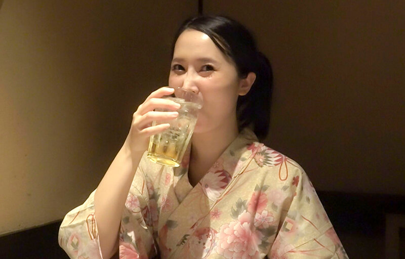 ノーブラ中出し温泉旅行 宮野桜 7枚目