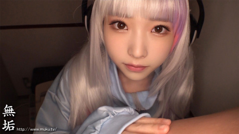 皆月ひかる