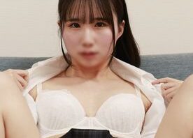 【個撮】18歳 経験人数1人 キツキツマ○コの最奥めがけて激ピストン【期間限定】
