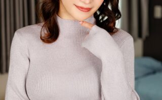 お目々パッチリ清楚美女がマッチングで隠れ淫乱全開◆ 欲求溜まりすぎて大爆発◆笑顔可愛い清楚系がすぐチ○コ触って乳首責めで即イキ！ローターオナニー→極太バイブご奉仕フェラ→生挿入鬼ピストン連発中出し！ 首絞め尻叩きで2回戦大量種付け、朝まで生ハメ確定◆