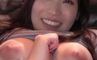 むちむちのカラダがエロすぎるデカ乳輪デカパイおねえさん