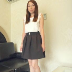 美肌.スレンダーで熟女なのを感じさせない神スタイル人妻。 長年の夫婦生活で同じ快楽に飽きを感じ始めた中での不倫SEX。他人ザーメン中出しで未踏の快楽を得て幸せそうなオンナの顔に。 美肌.スレンダーで熟女なのを感じさせない神スタイル人妻。 長年の夫婦生活で同じ快楽に飽きを感じ始めた中での不倫SEX。他人ザーメン中出しで未踏の快楽を得て幸せそうなオンナの顔に。
