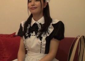 【禁断の奉仕】秋葉原の老舗メイドカフェで「奇跡の天使」と称される、看板メイド。清純で可憐なその姿は淫らで欲望に忠実な本音。Gカップの極上ボディを惜しみなくさらけ出す、究極のハメ撮り全記録。