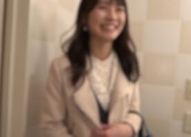 某有名グループアイドル所属の18歳。本来顔出しNGのところを特別に本編全編顔出しで登場。142cm小柄ボディに大量精*を注ぎ込まれて絶叫大絶頂する可愛すぎる姿。【限定販売】